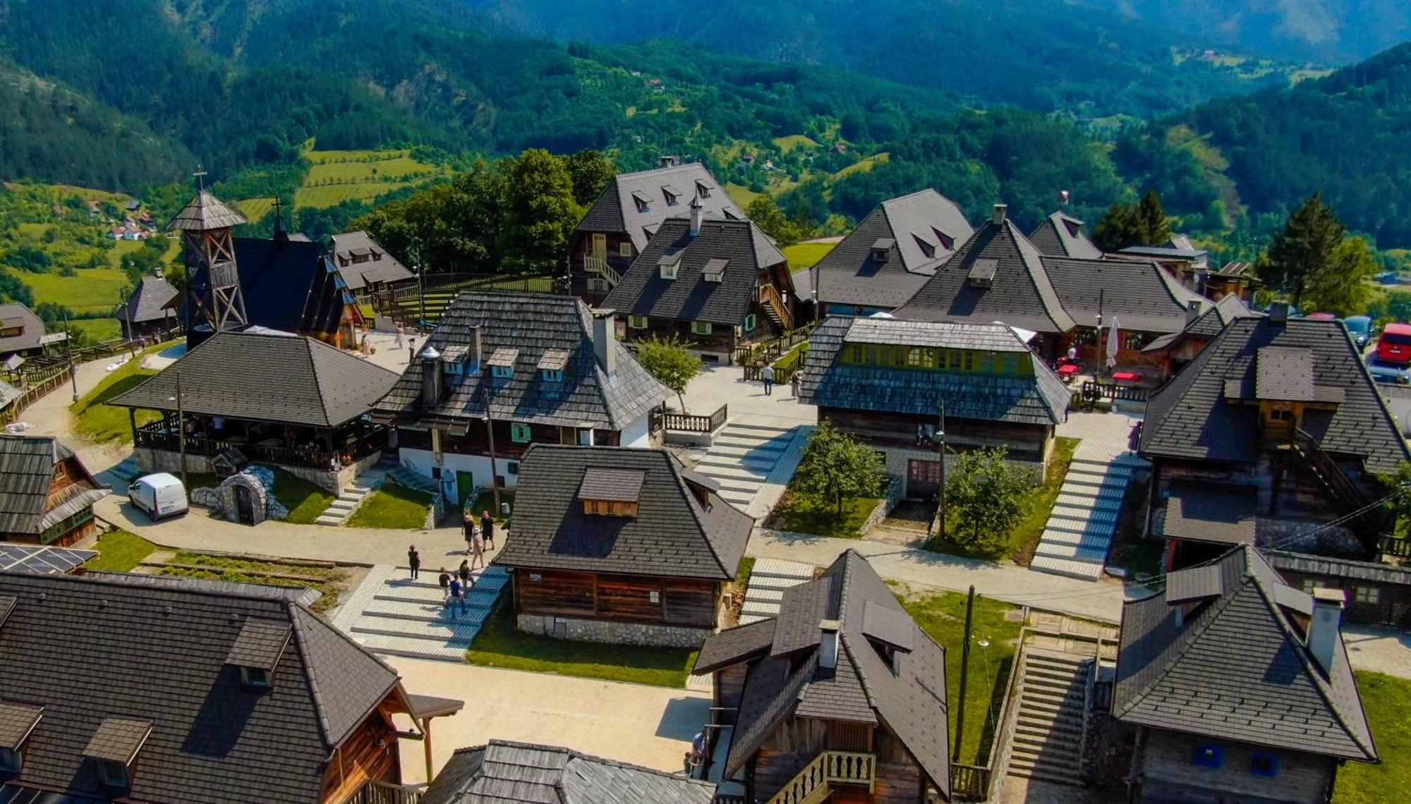Mecavnik Resort Mokra Gora Luaran gambar