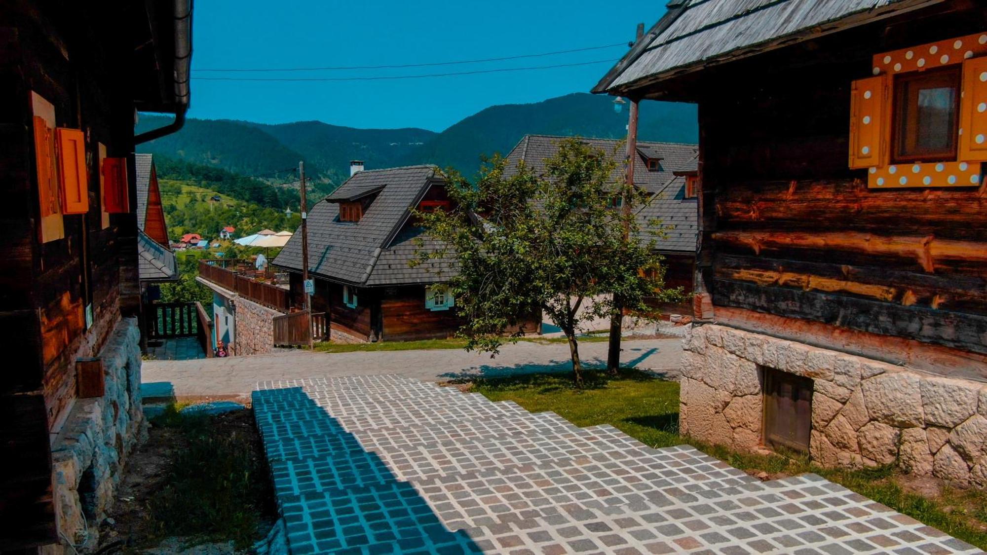 Mecavnik Resort Mokra Gora Luaran gambar